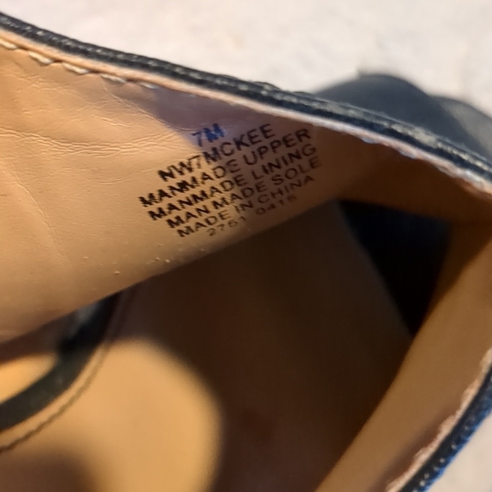 Nine West booties - Picture 6 of 6